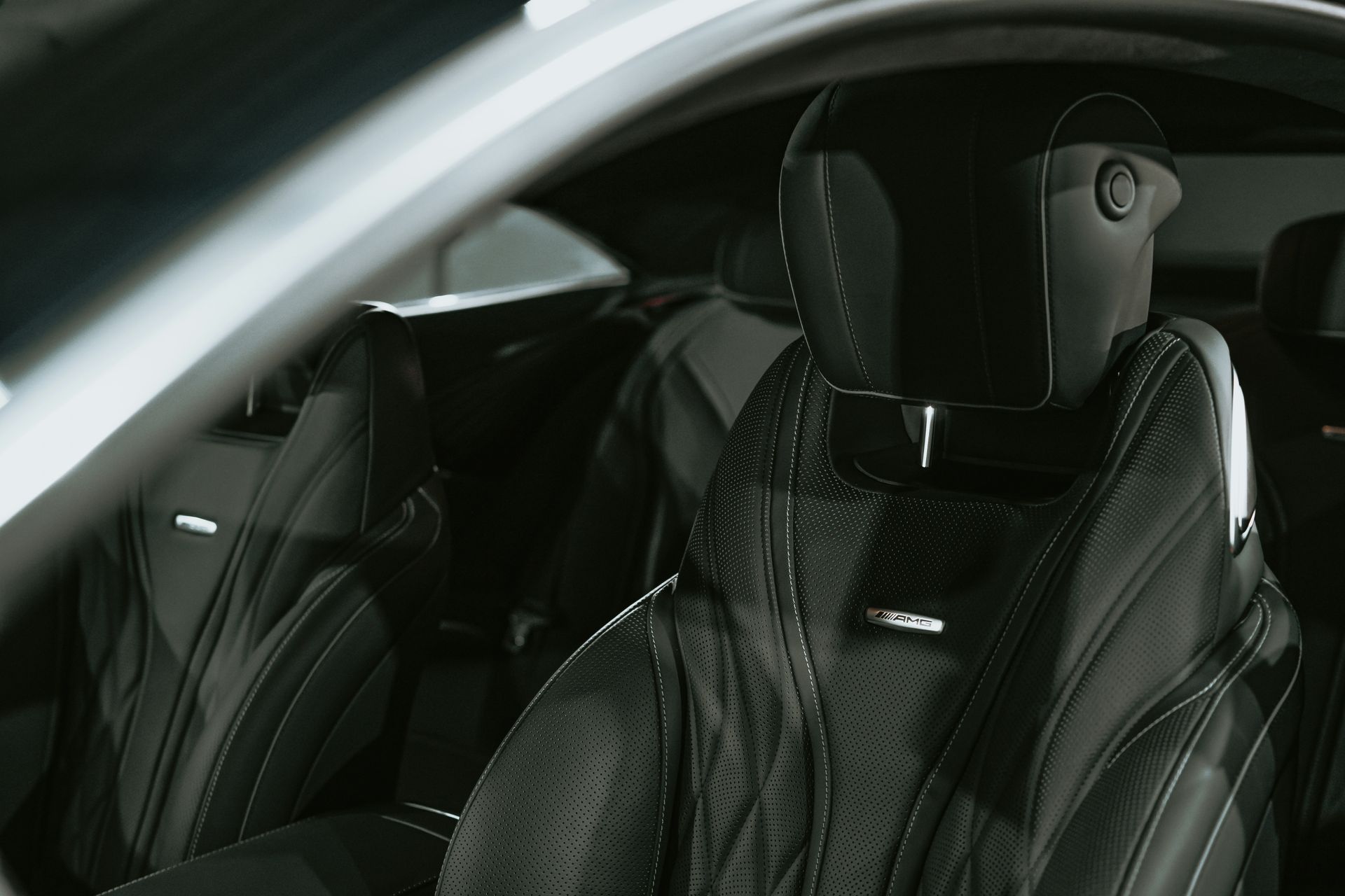 Fabric vs. Leather Seats: The Best Fit for You | Dana Meyer Auto Care