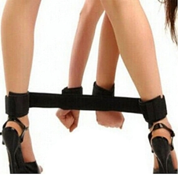 amarras separadoras tornozelos pulsos sado fetiche masoquismo sex shop exotic house em fortaleza
