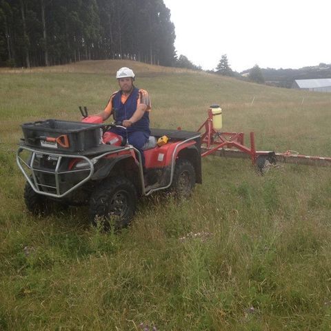 Agricultural weed control in Dunedin