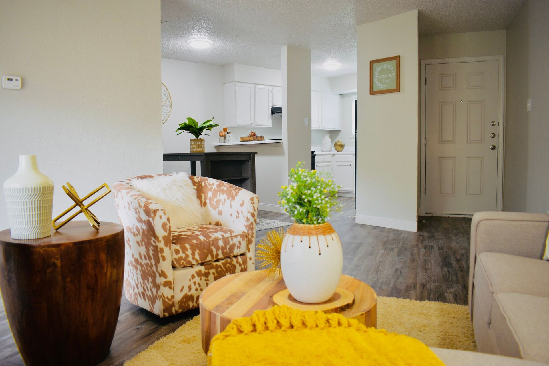 Saddlewood Apartments View our Vacancies in Lubbock, TX