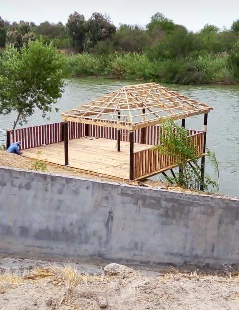 PALAPAS Y JARDINES