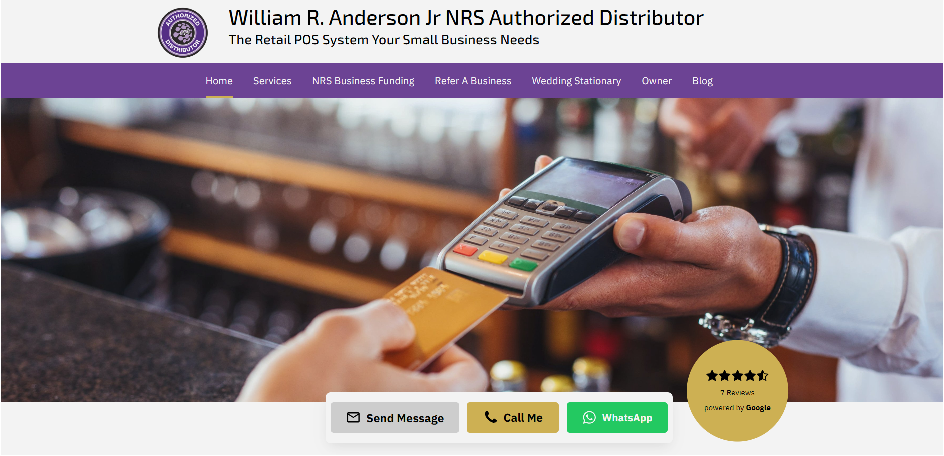 A website featuring a payment terminal accepting a gold credit card. The setting appears to be a bar or restaurant.