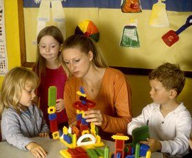 Nursery - Ilford, Redbridge - Playdays Nursery - Playing 