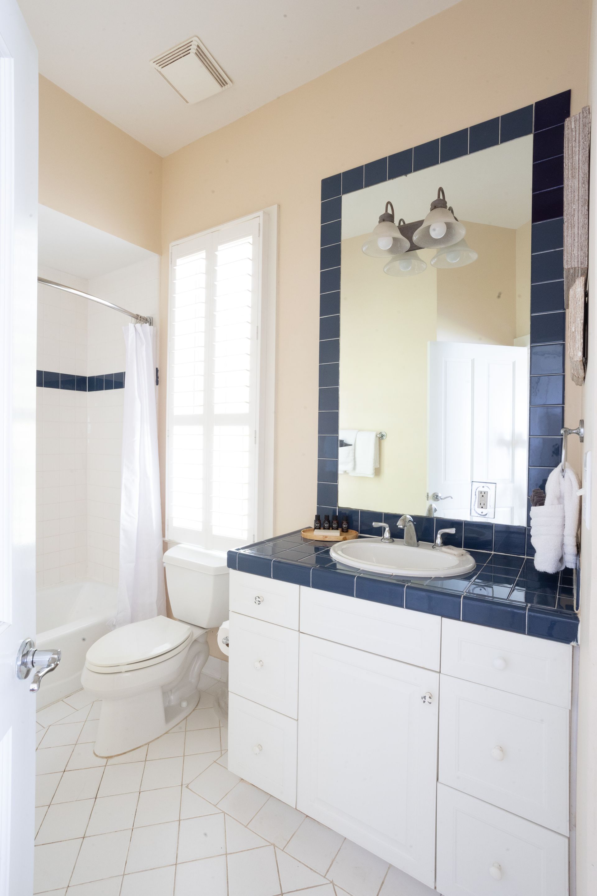 Second bathroom with tub/shower combo