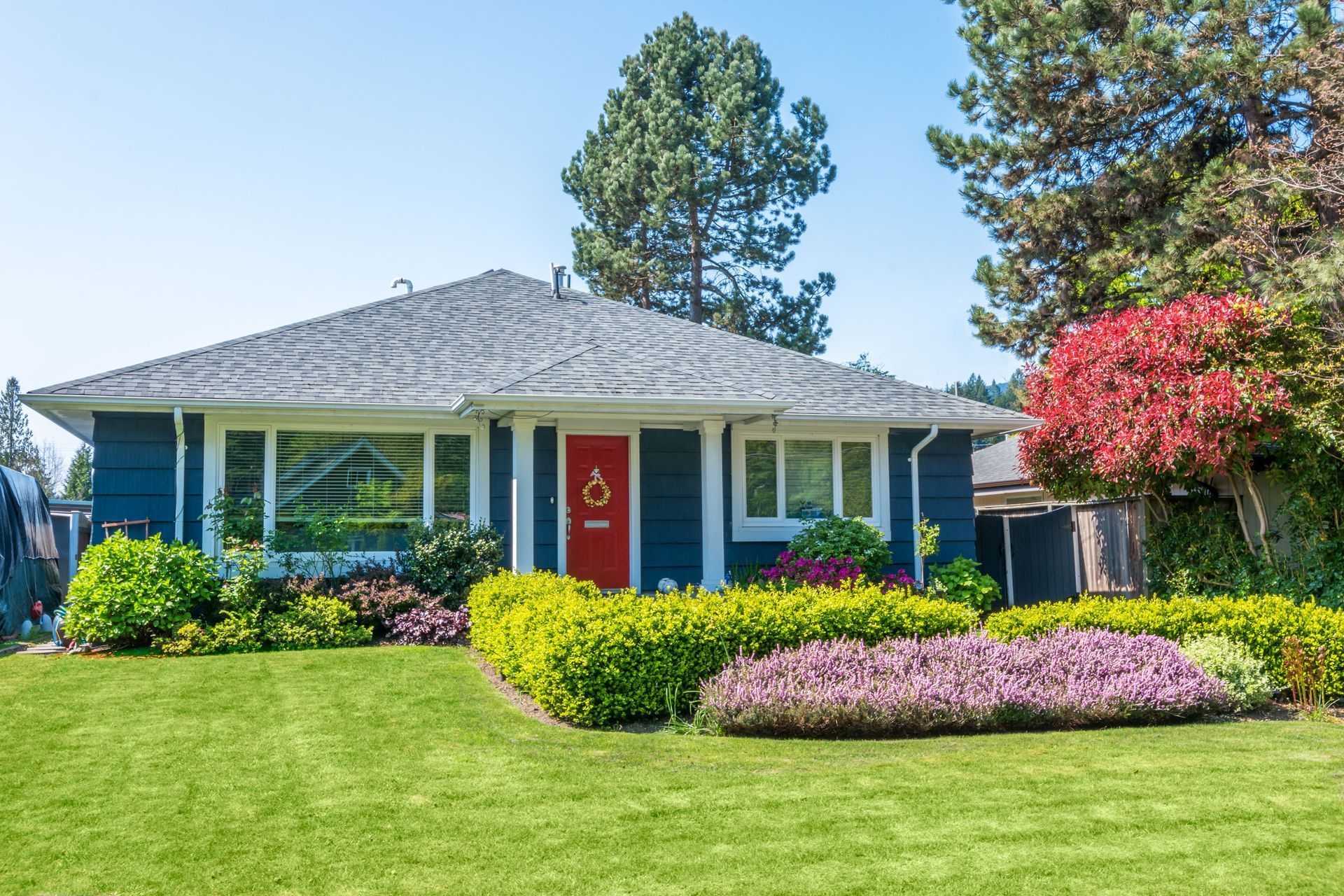 4 Great Reasons to Replace Your Entry Door