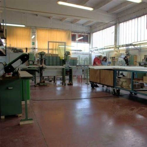 realizzazione di infissi