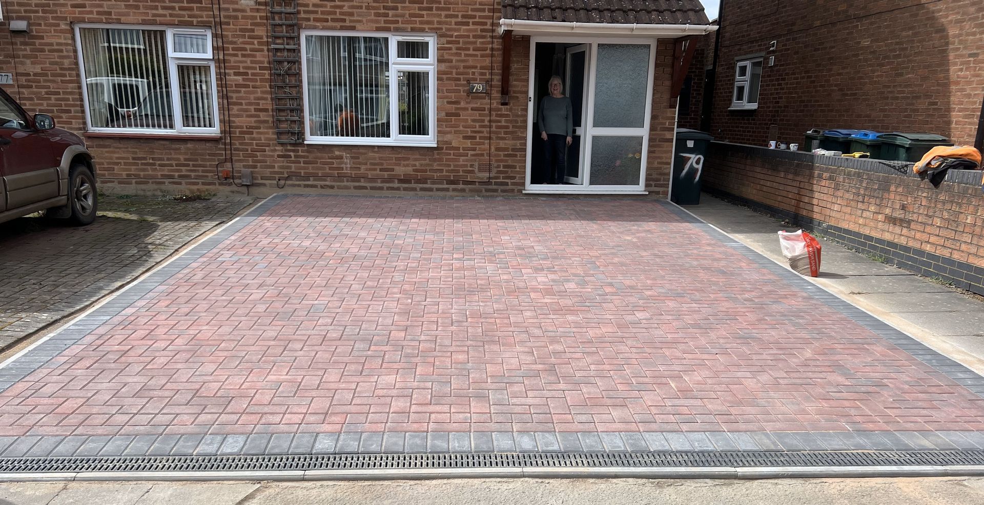 Brindle Block Paved Driveway with Charcoal Border A1 Creative 