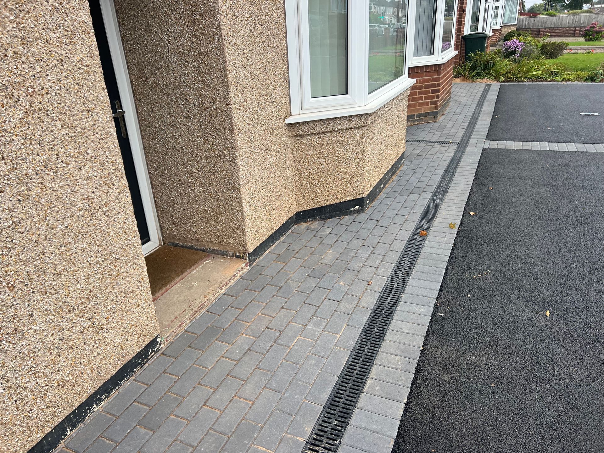 Block Paved Detail with Aco Drainage