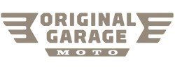 Logo pour Original Garage Moto, avec des ailes flanquant le texte.