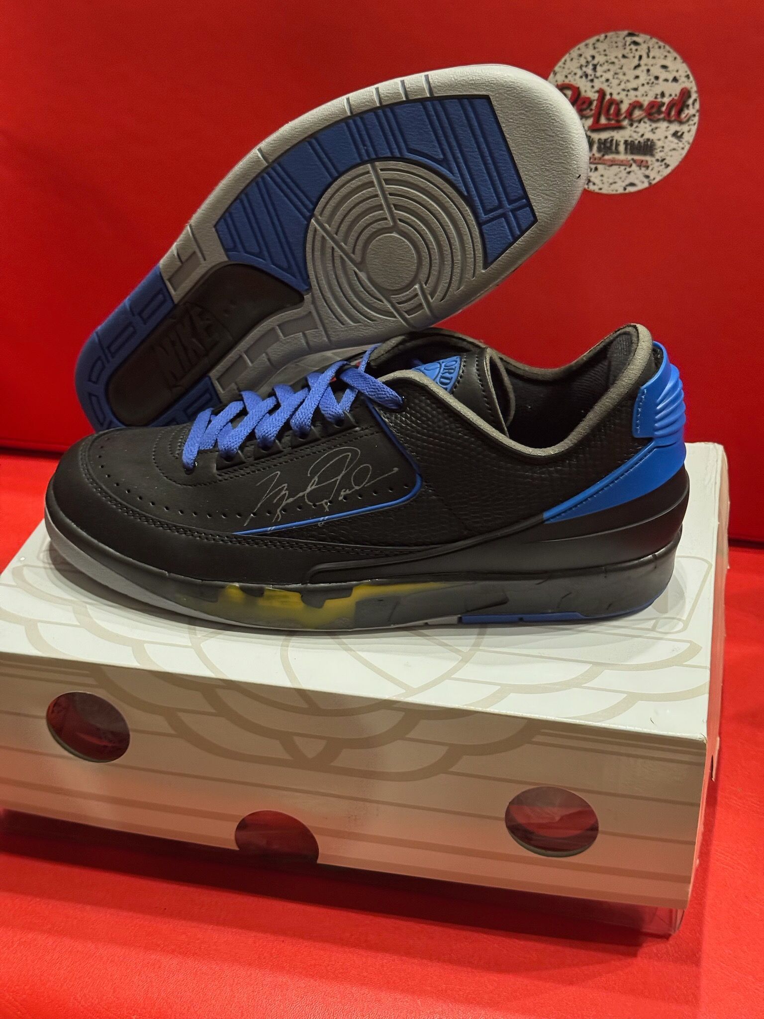 10.5M Off-White X Jordan 2 Low Black Varsity Royale