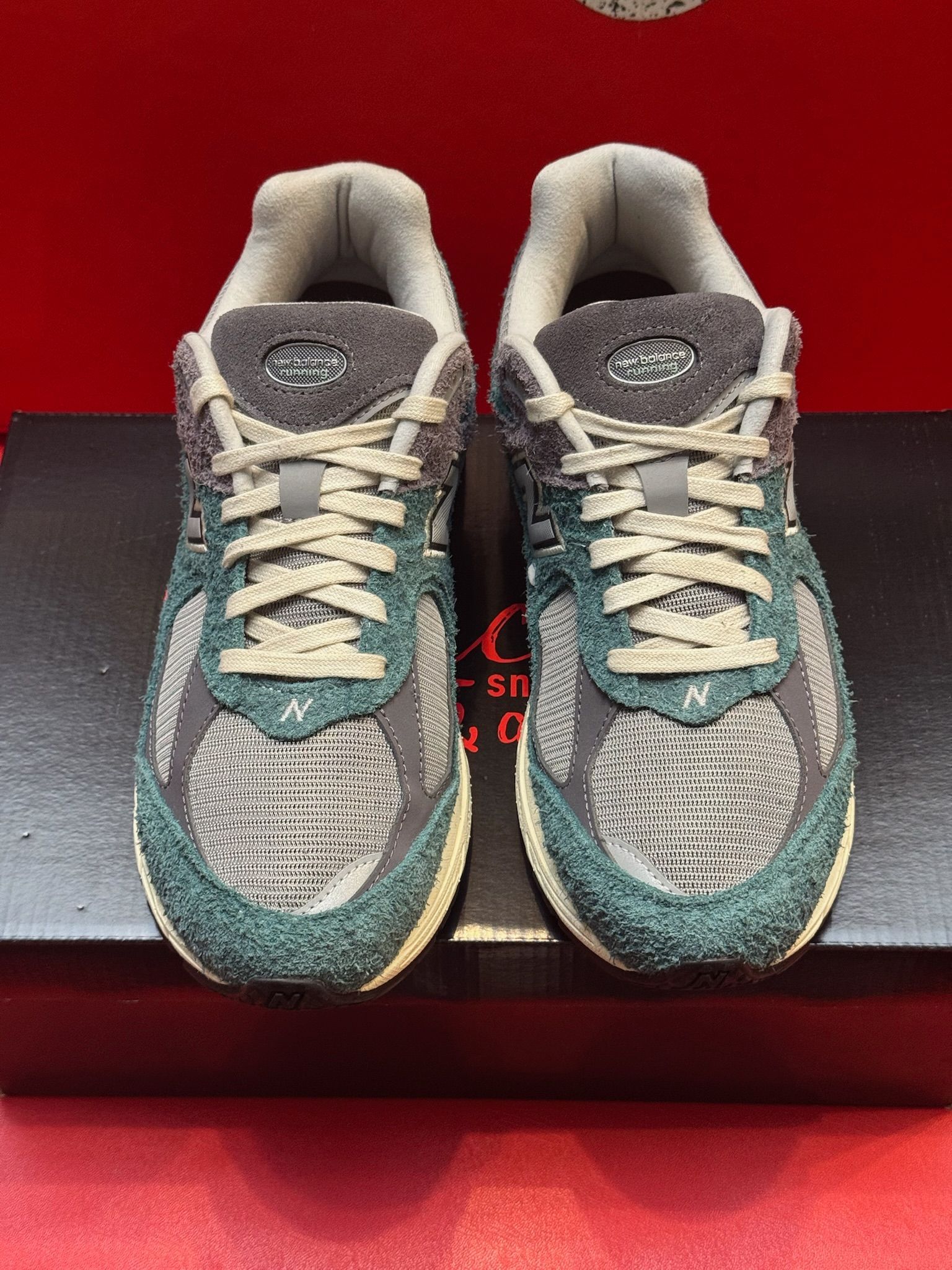 9.5M New Balance 2002R New Spruce Magnet