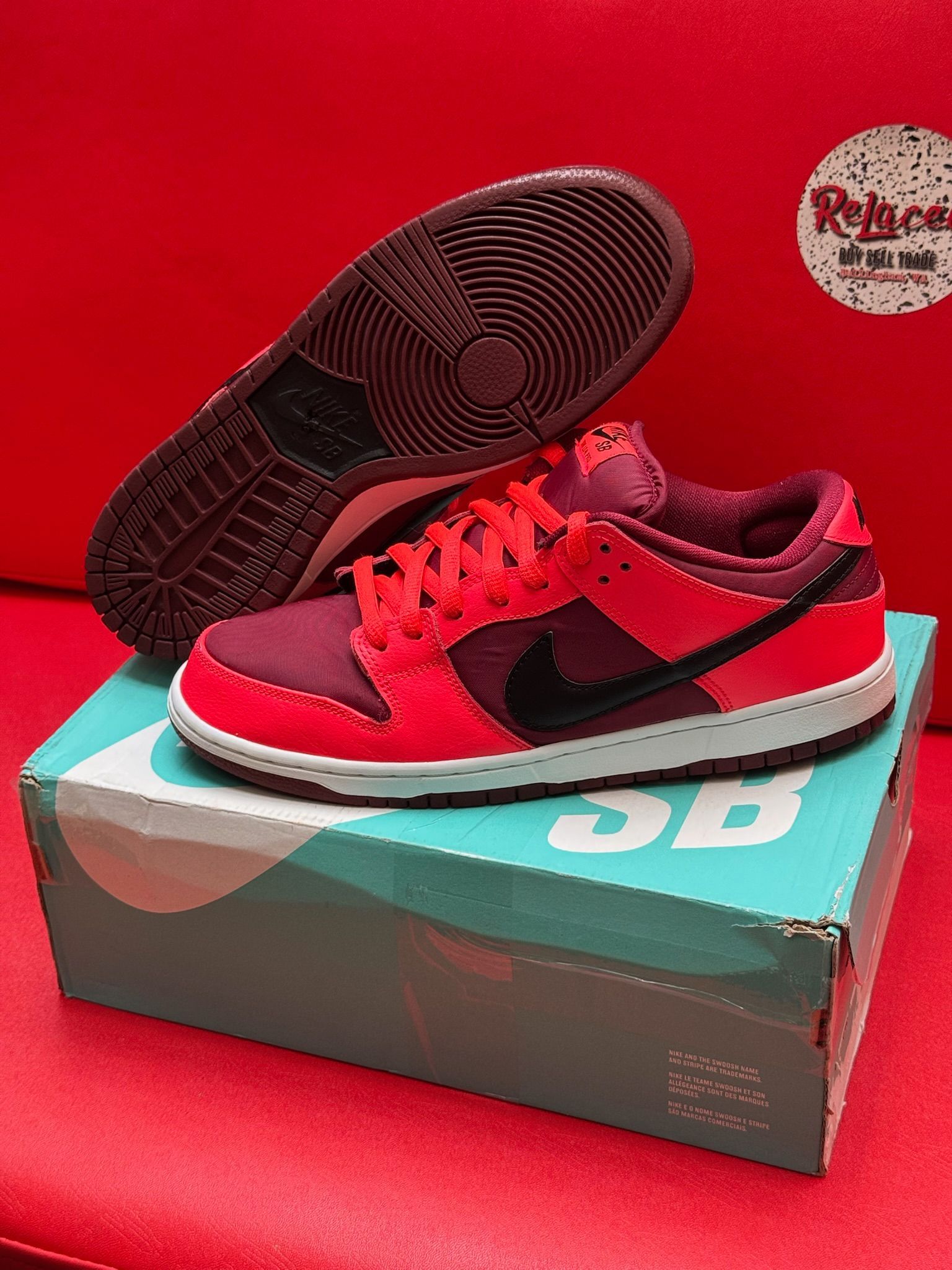 10.5M Dunk Low SB Laser Crimson