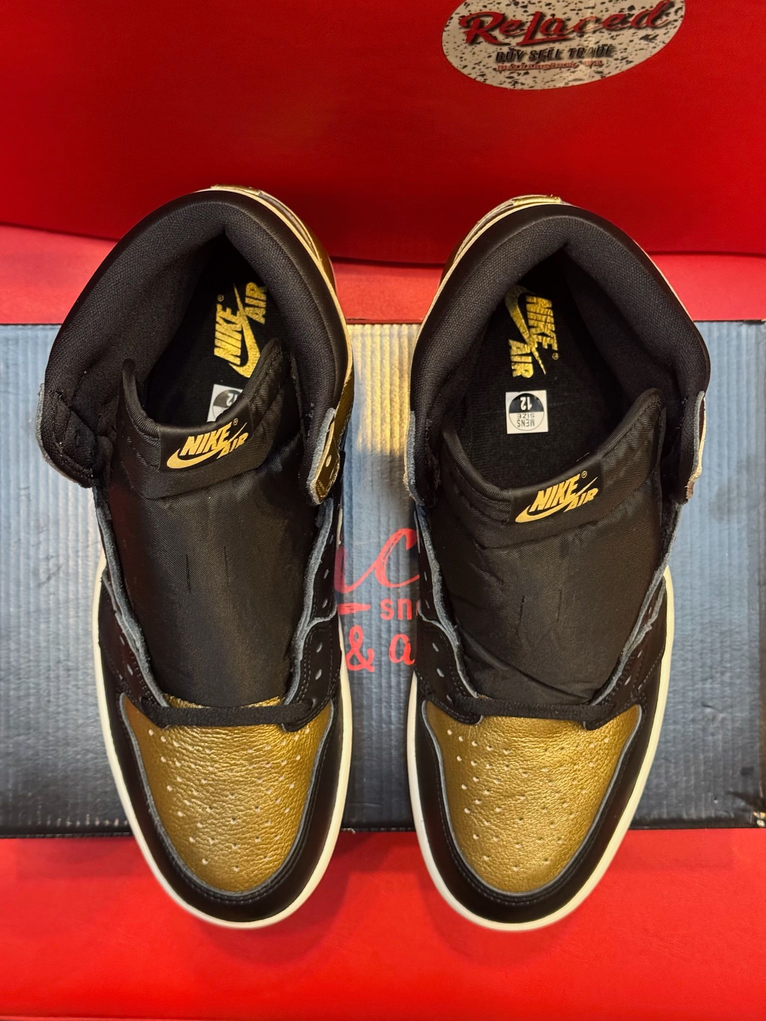 12M Jordan 1 High Black Gold