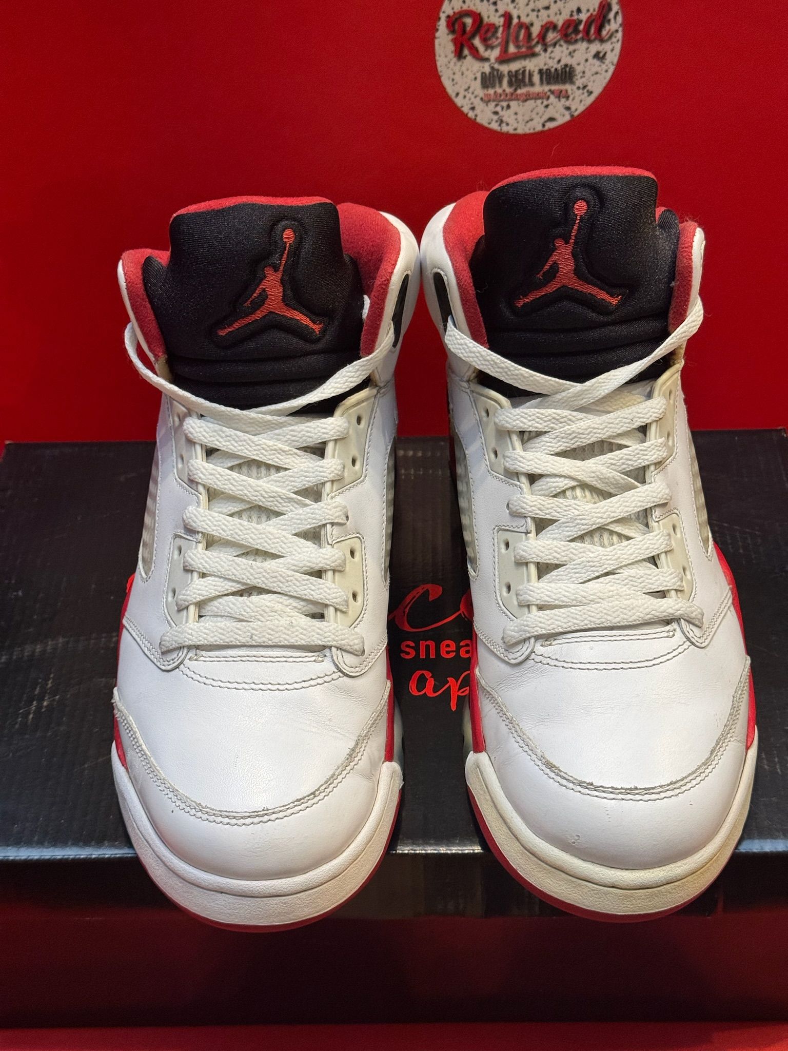 10.5M Jordan 5 Fire Red