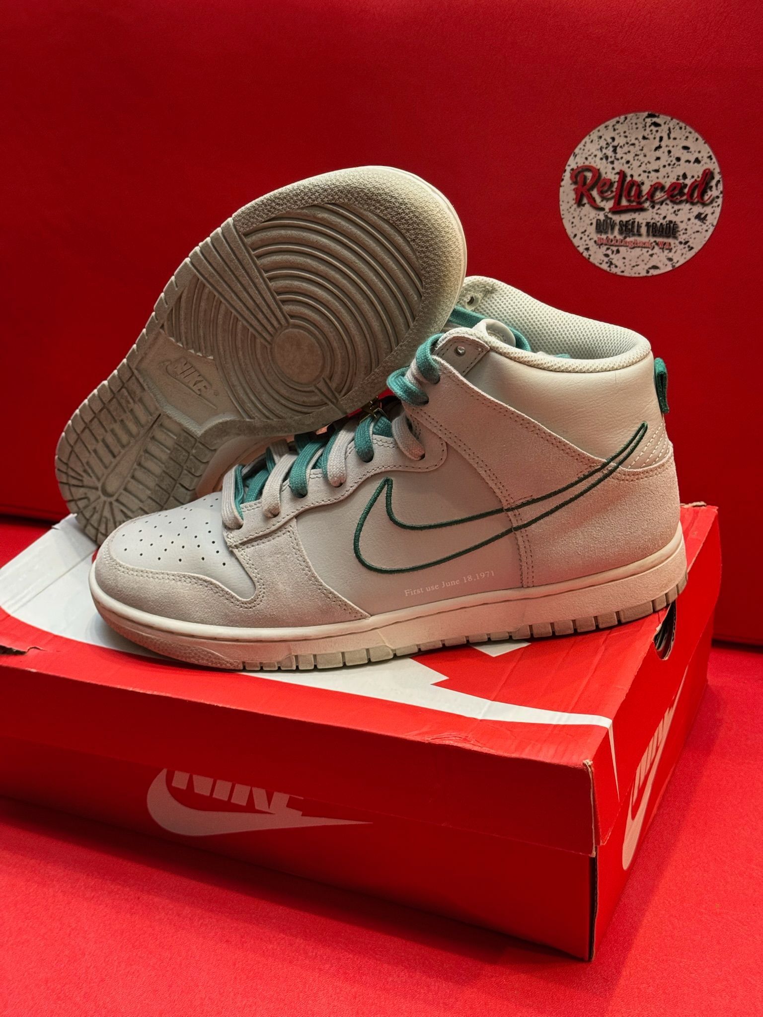 9.5M Nike Dunk High First Use Sail