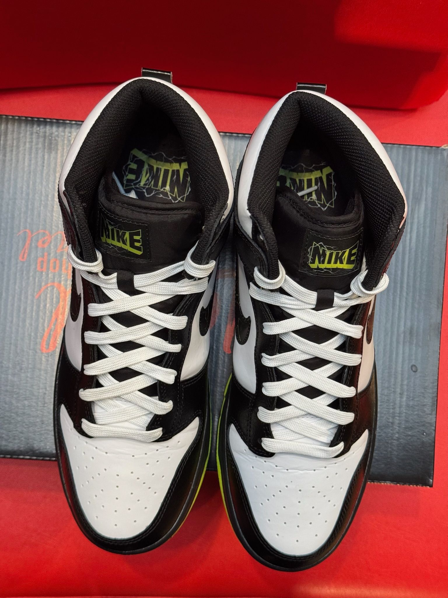 9.5M Nike Dunk High Electric