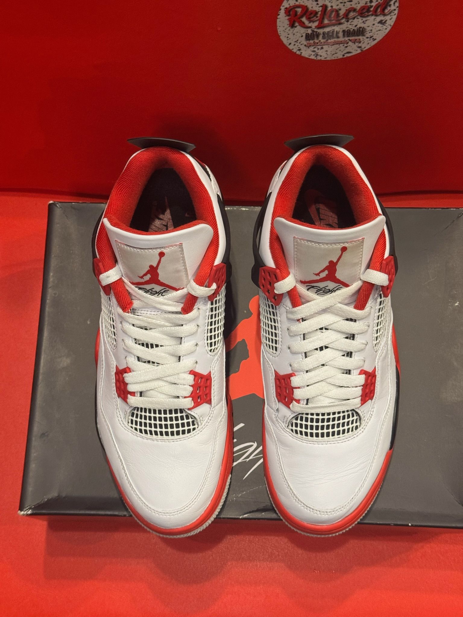 10M Jordan 4 Fire Red