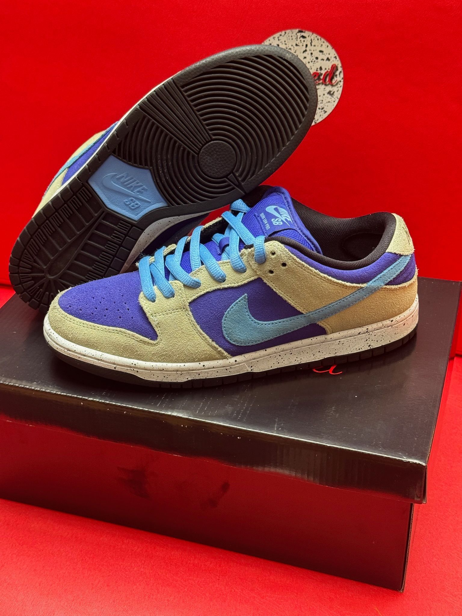 9M Nike SB Dunk Low ACG Celadon