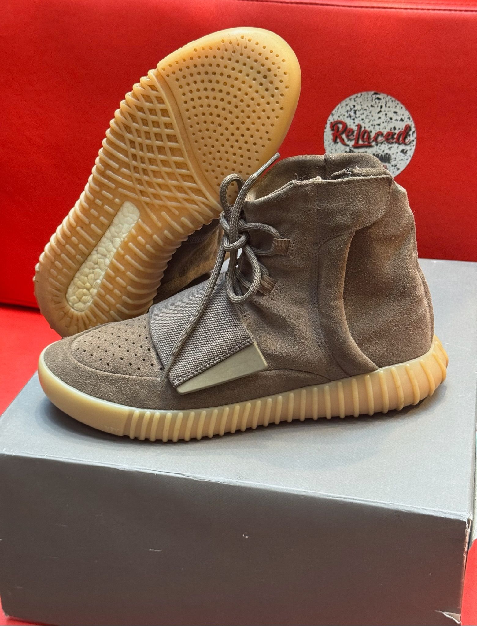 9.5M Adidas Yeezy Boost 750 Chocolate