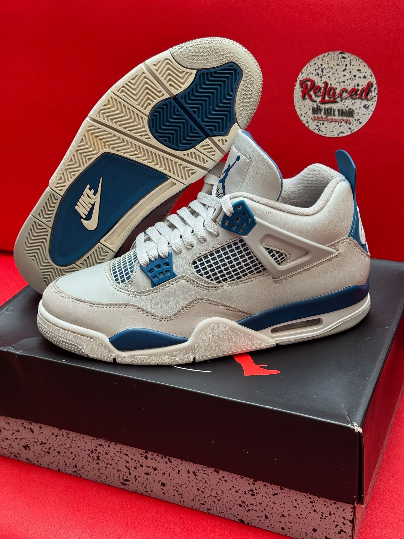 9.5M Jordan 4 Retro Military Blue (2024)