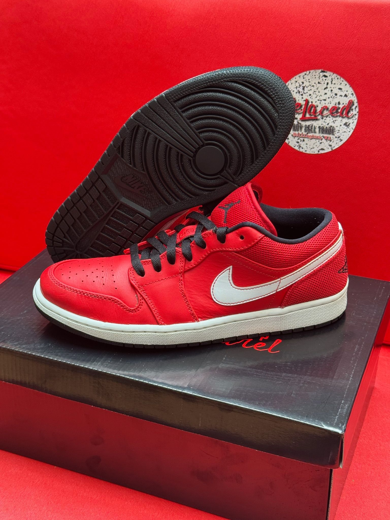 9.5M Jordan 1 Low University Red