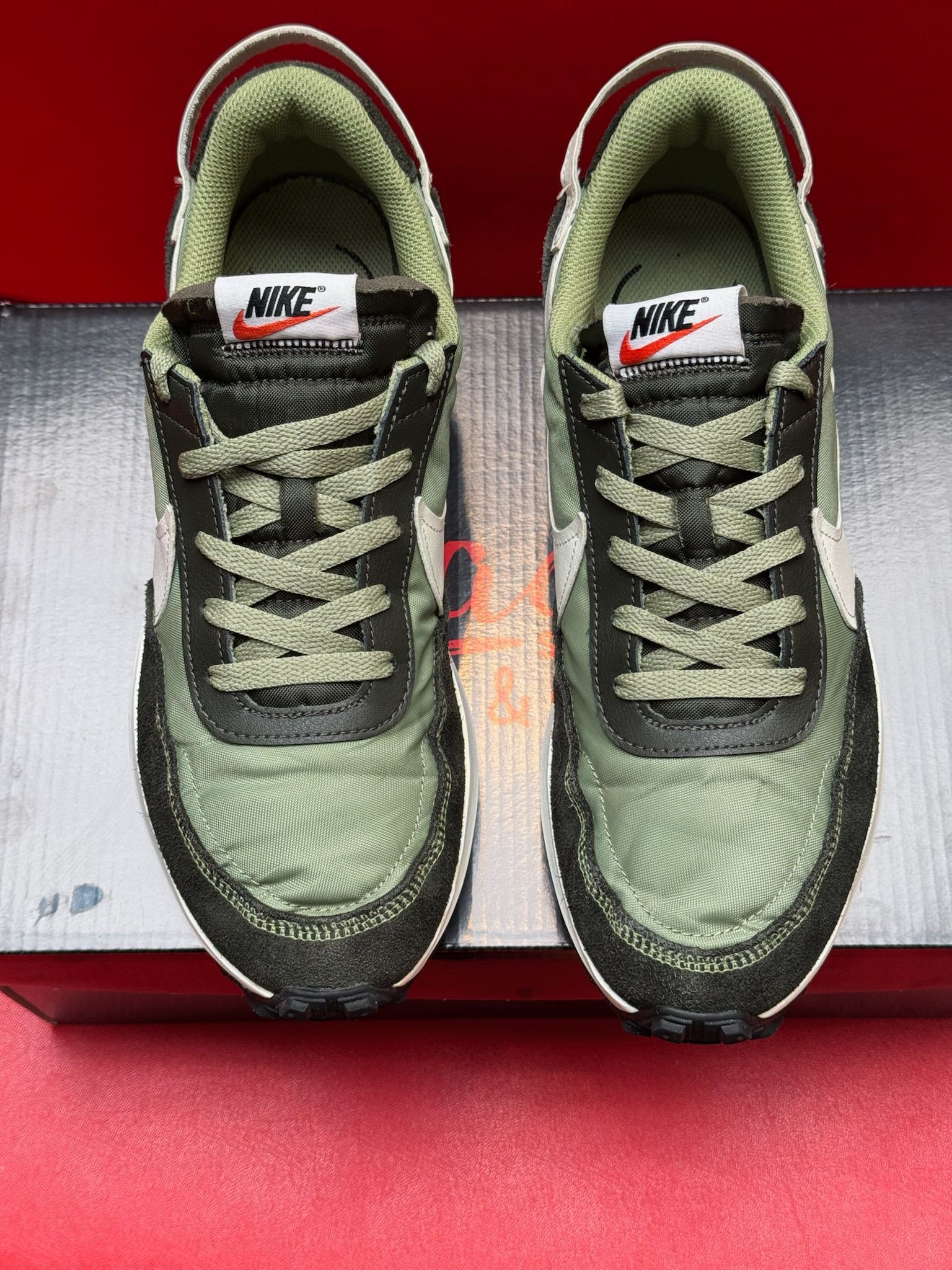 9.5M Nike Waffle Debut Alligator