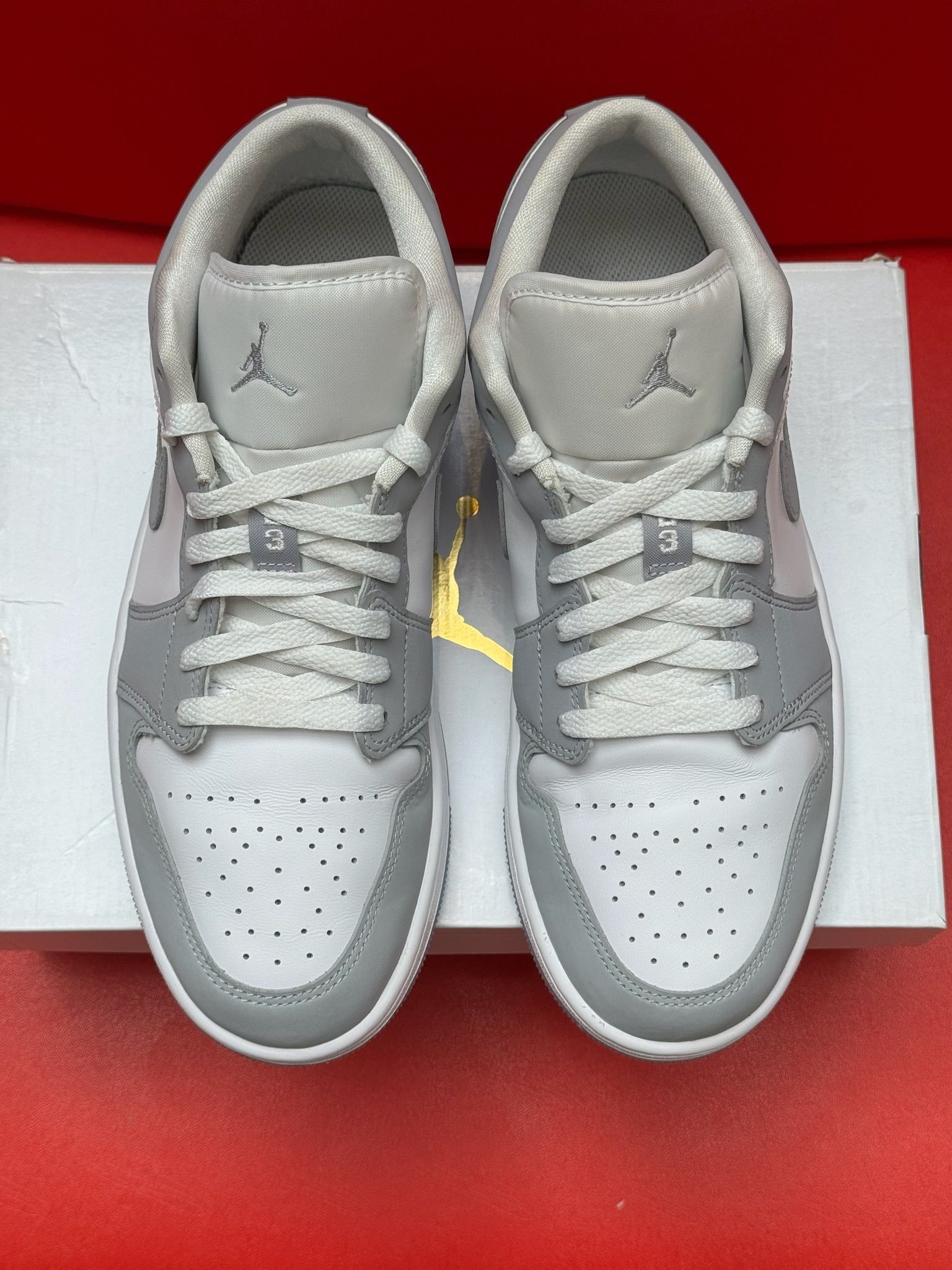 9.5M Jordan 1 Low Wolf Grey