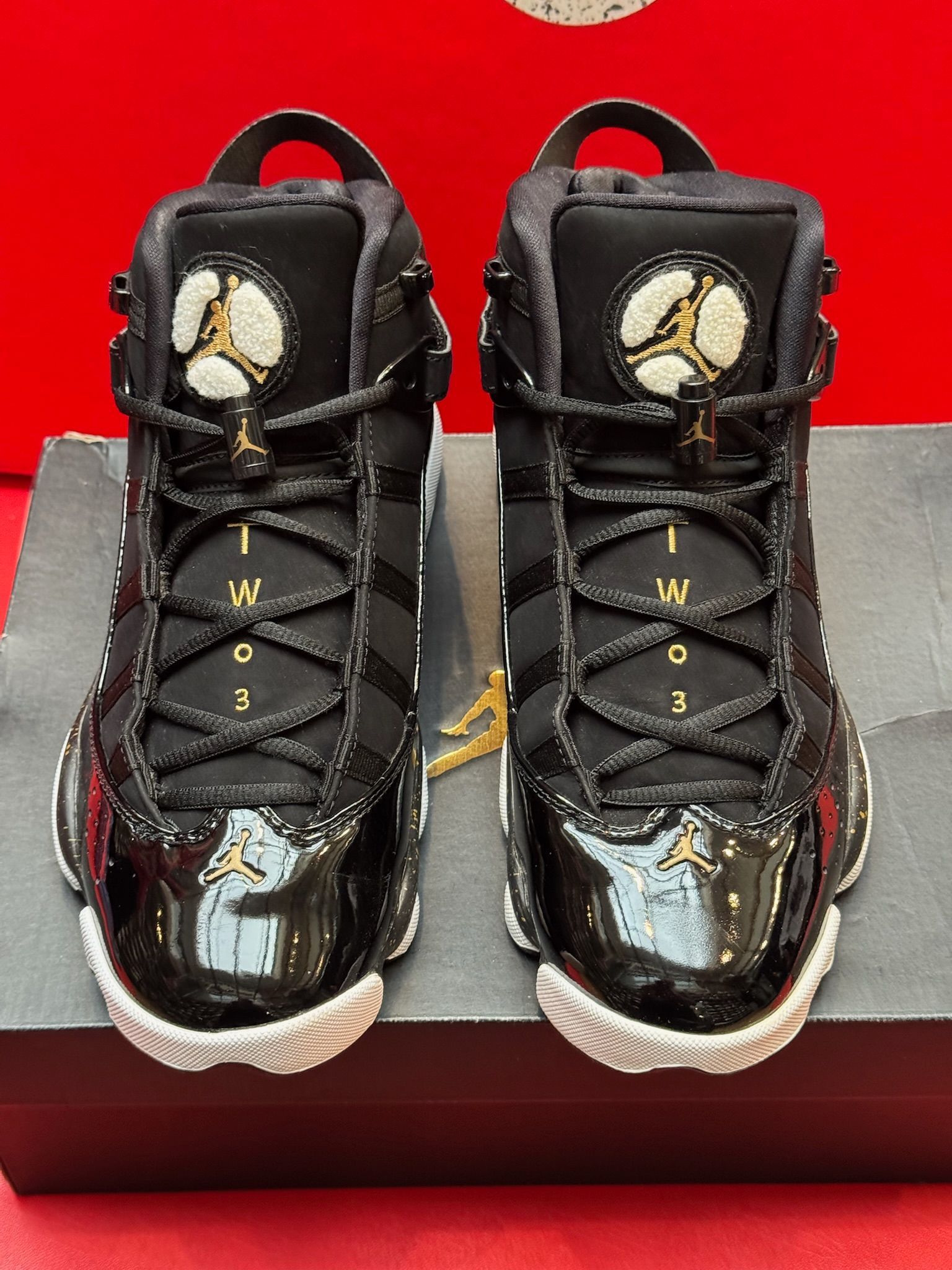 8.5M Jordan 6 Rings Black Metallic Gold