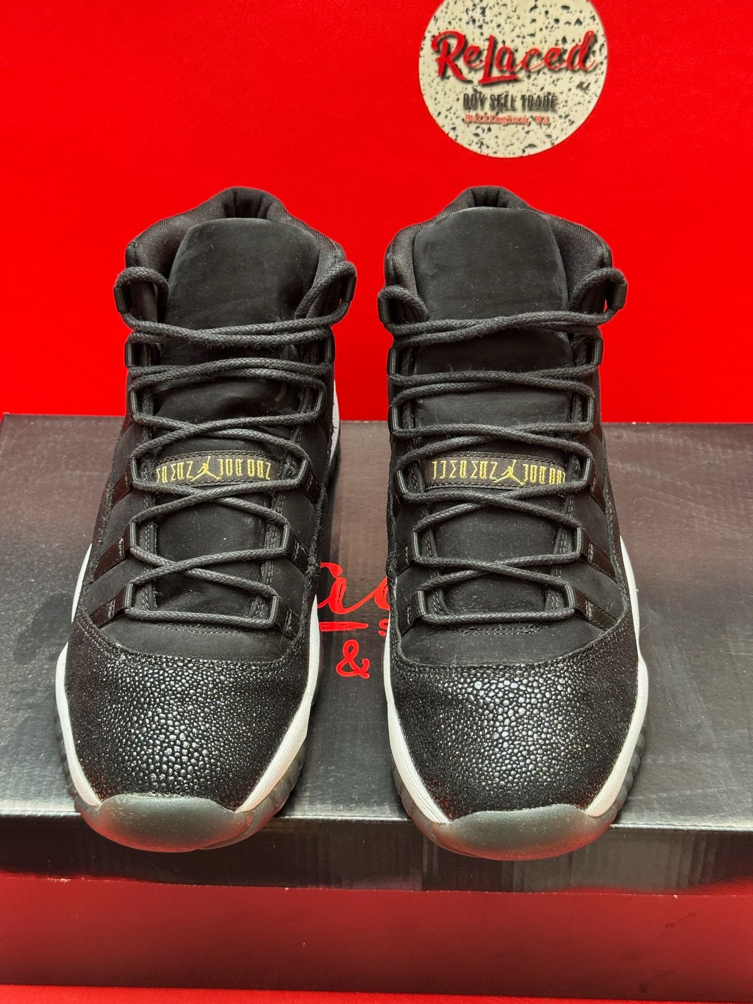 8Y 9.5W Jordan 11 Retro Heiress Black Stingray