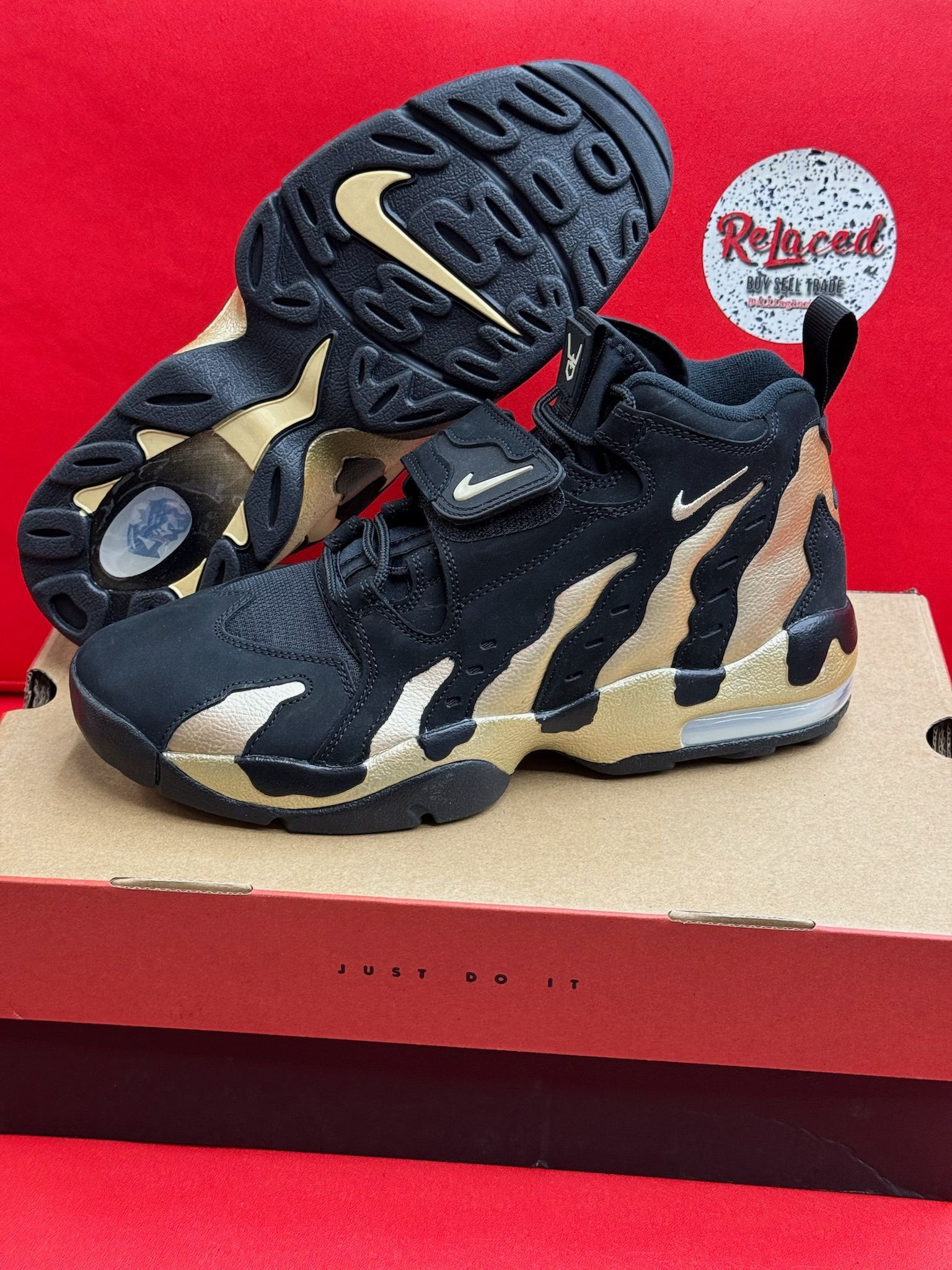 11M Nike Air DT Max ‘96 Black Vegas Gold
