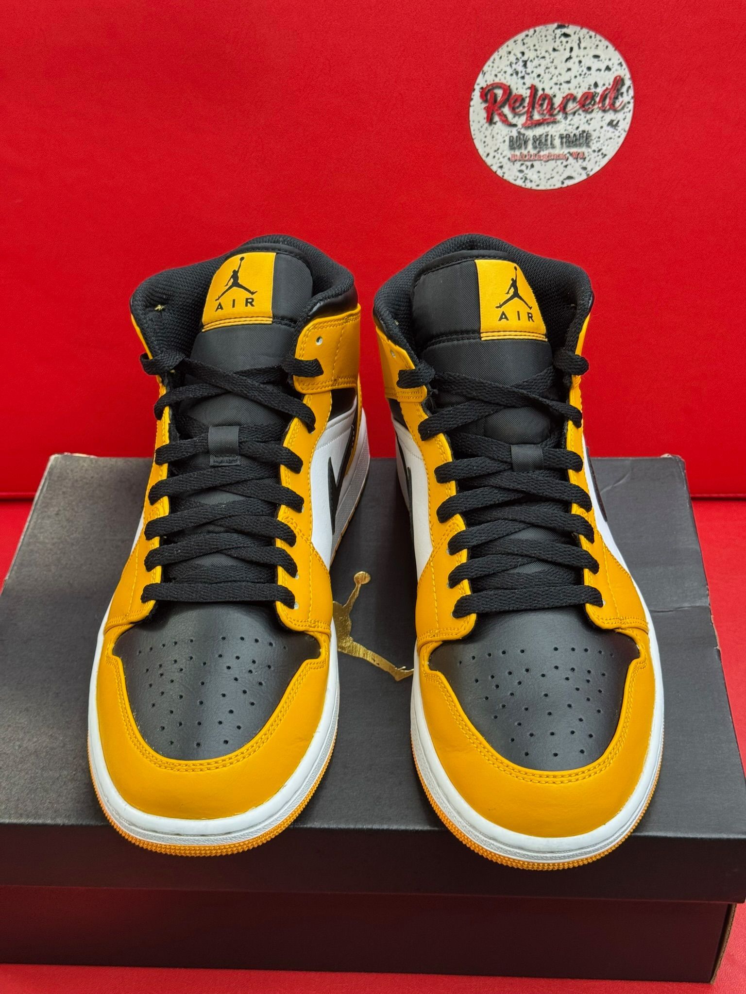 11M Jordan 1 Mid Taxi