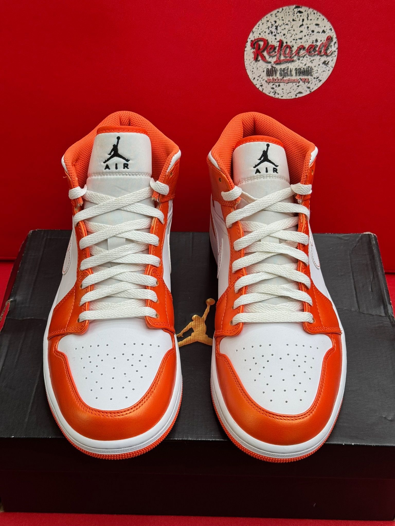 10.5M Jordan 1 Mid Electro Orange