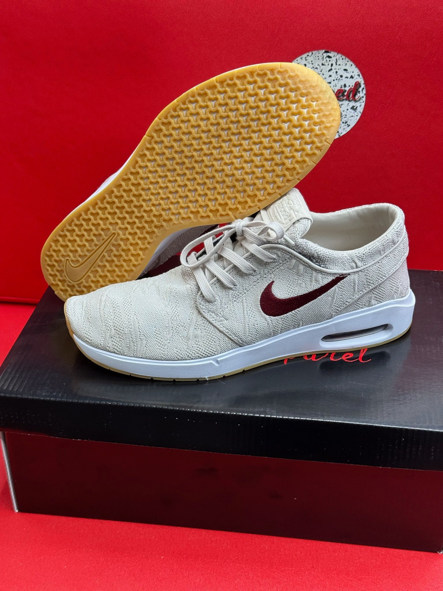 10M Nike Air Max SB Janoski Desert Sand TEAM RED