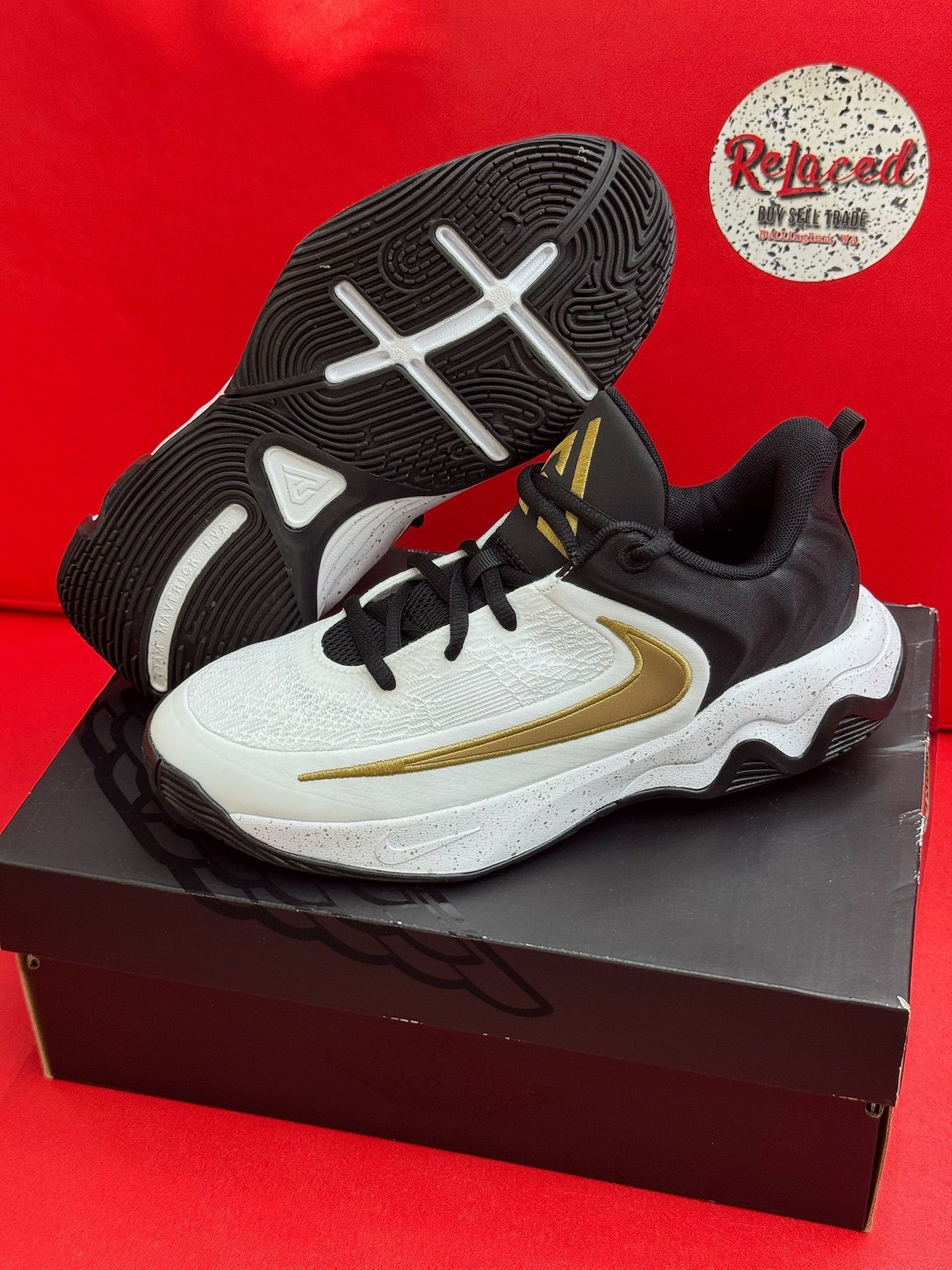 6Y Giannis Immortality 4 Blk Wht Metallic Gold
