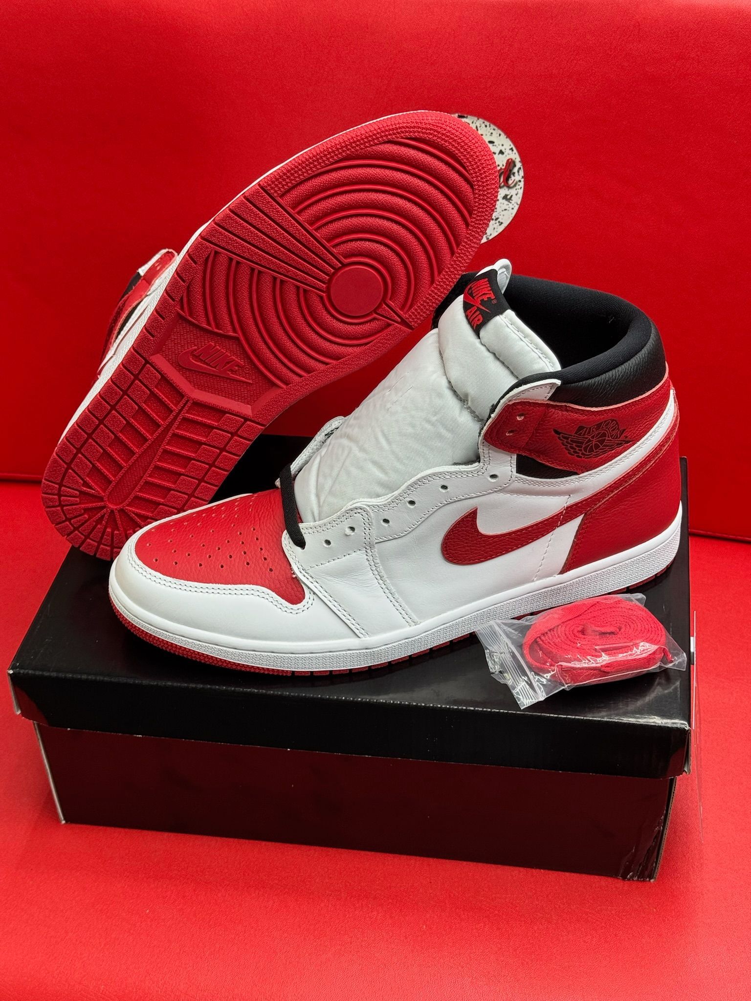 14M Jordan 1 Heritage