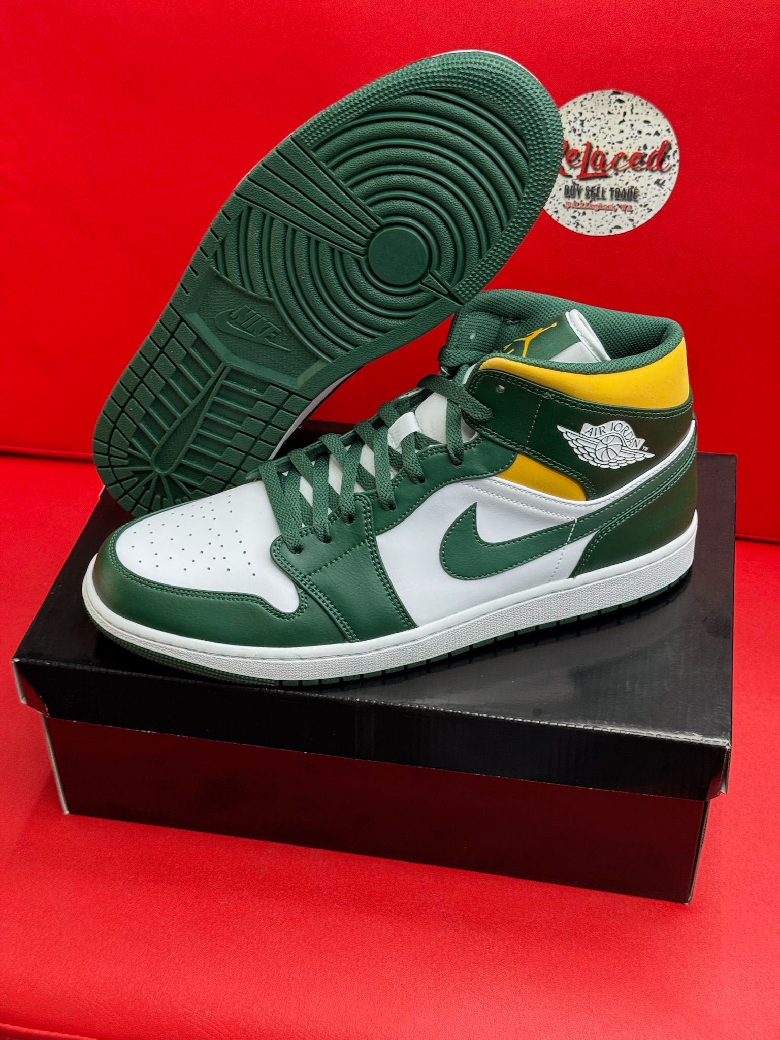 14M Jordan 1 Mid Sonics (2021)