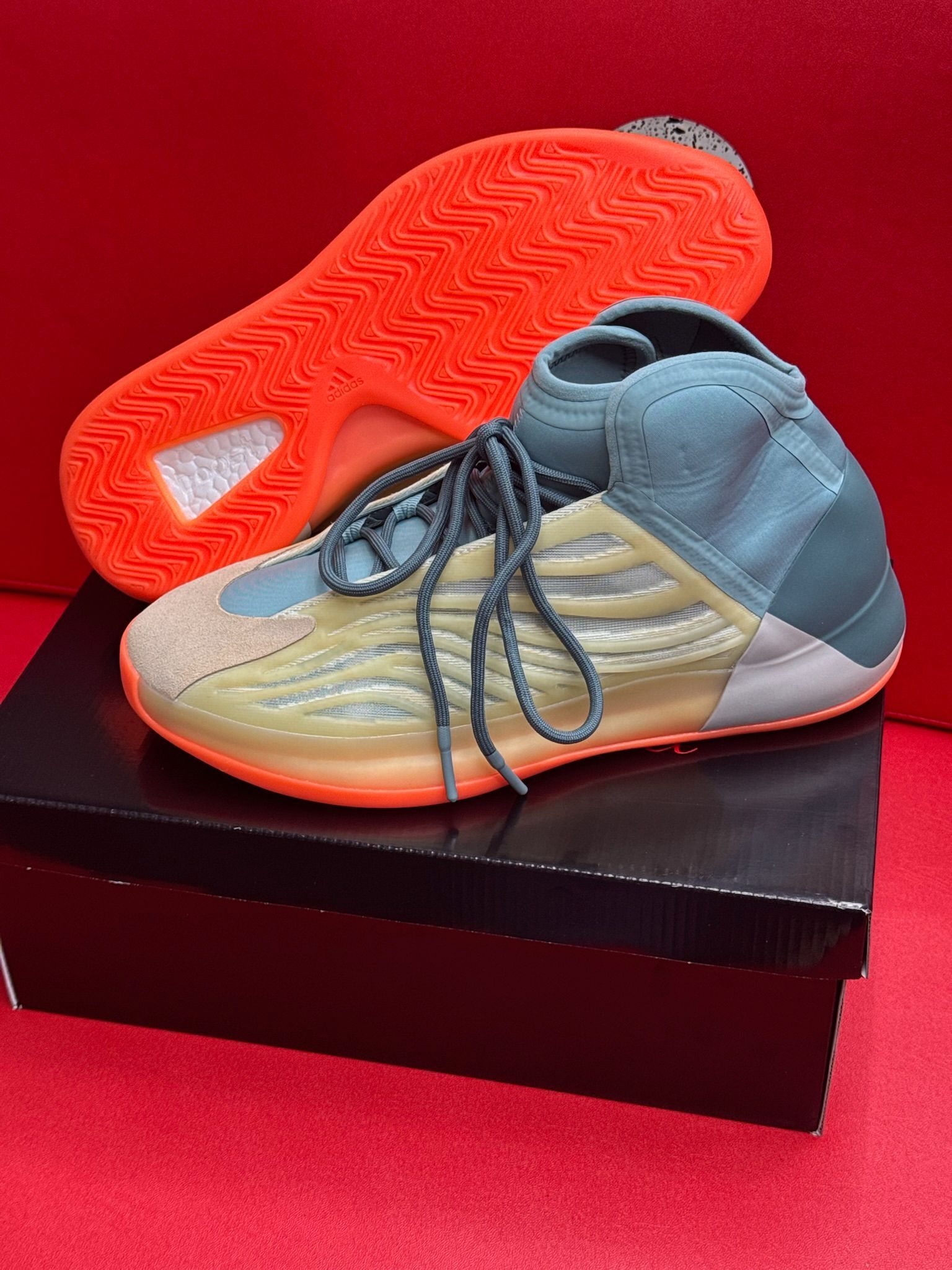 12M Adidas Yeezy QNTM Hi-Res Coral