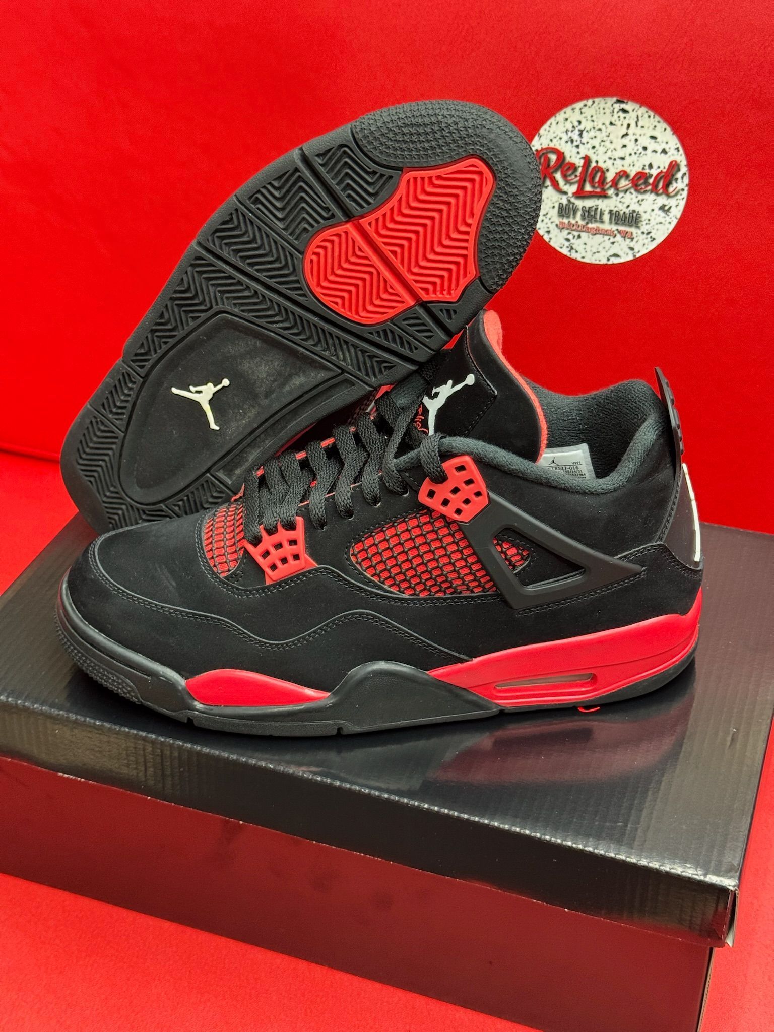 9.5M Jordan 4 Retro Red Thunder