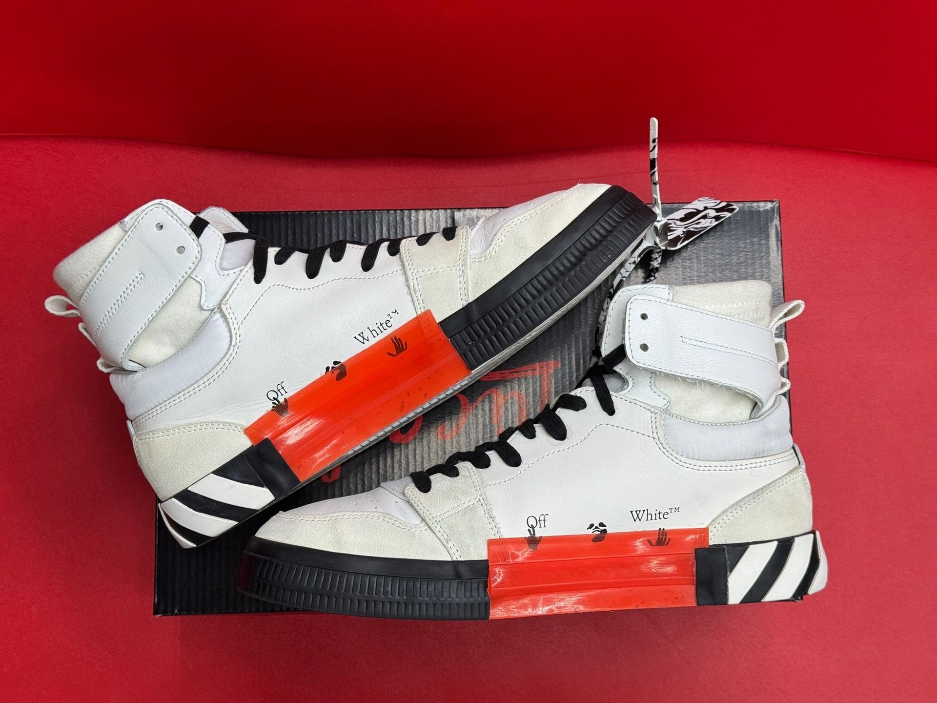 12M OFF-WHITE Vulcanized HiTop White Black