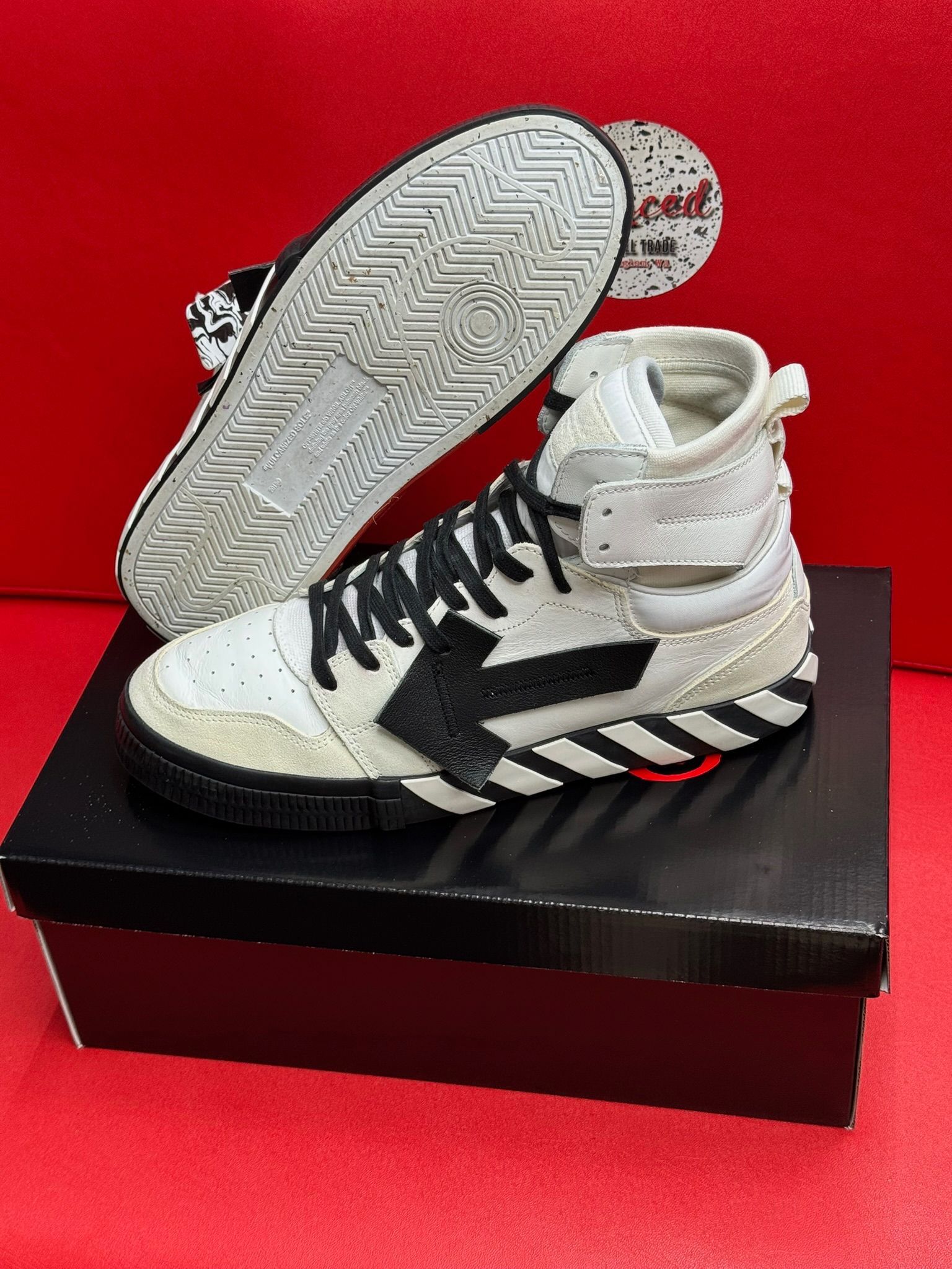 12M OFF-WHITE Vulcanized HiTop White Black