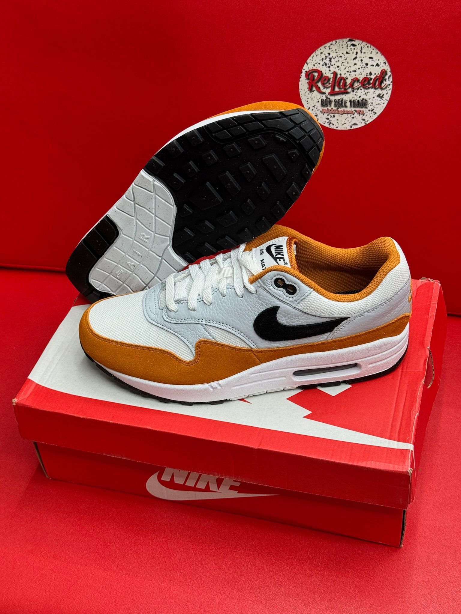 9.5M Nike Air Max 1 Monarch