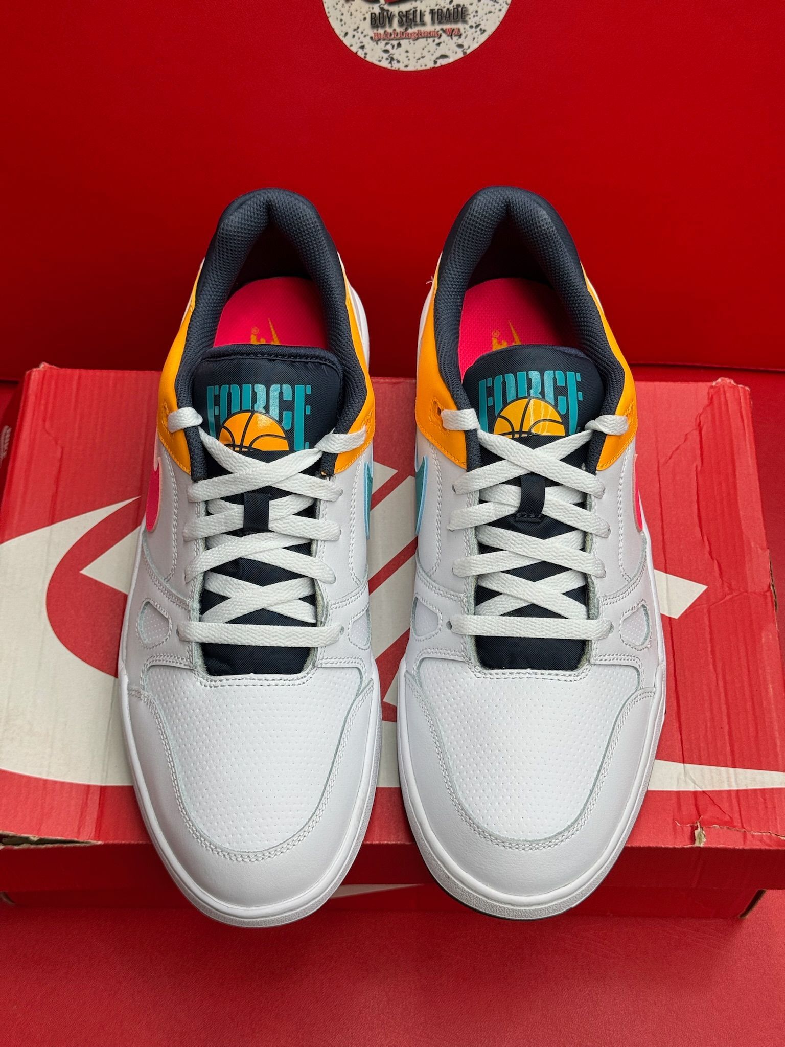 11.5M Nike Full Force Low Wht Thunder Blue Dusty Cactus Racer Pink