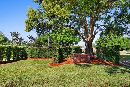 Highland Memory Gardens Outside