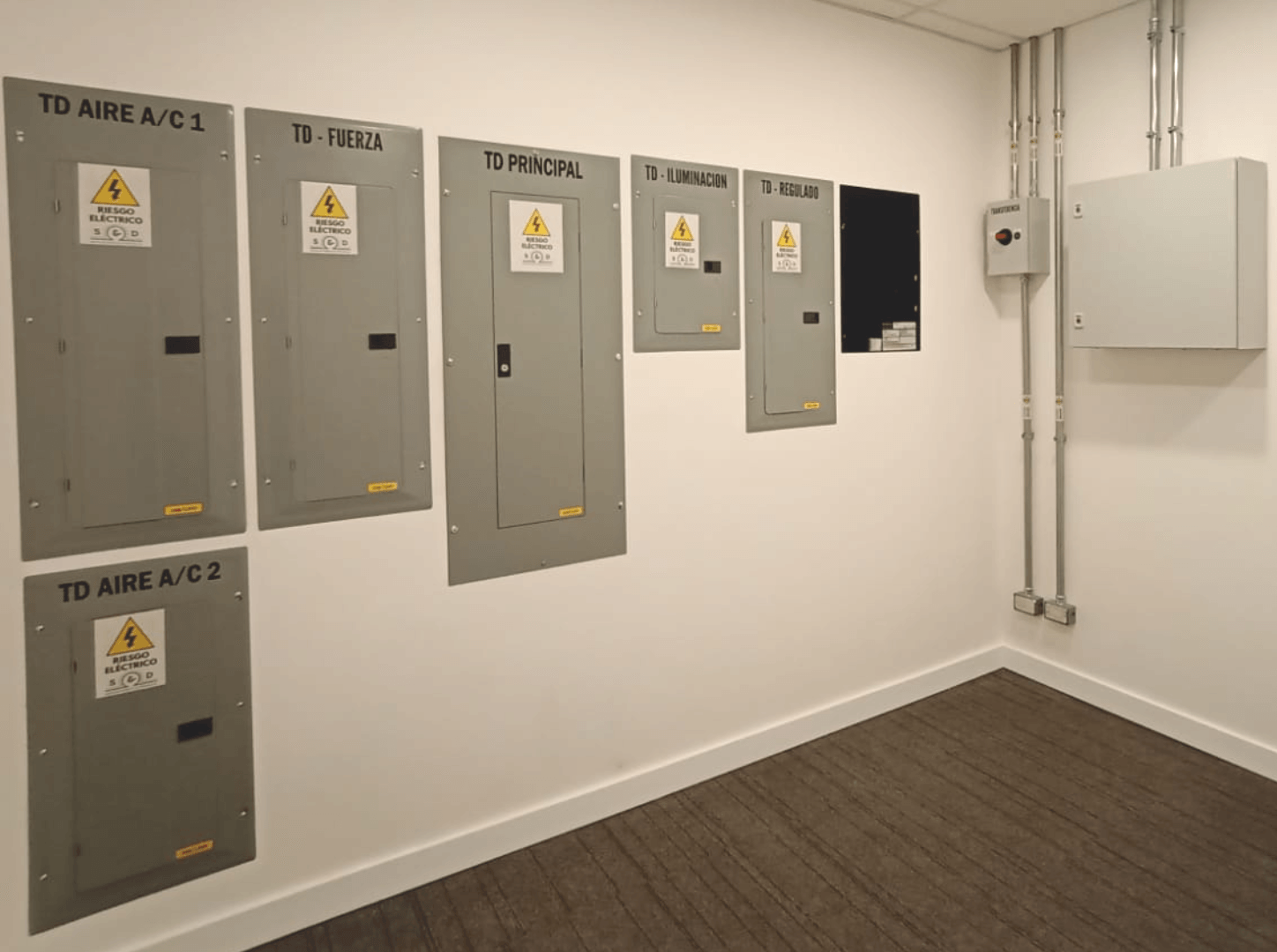 Salnars y Diaz instalaciones eléctricas sa