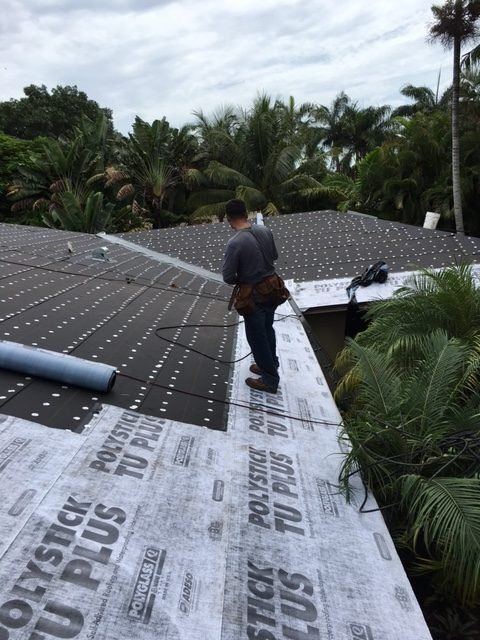 Flat Roof Setup — Miami, FL — RTI Roofing Services