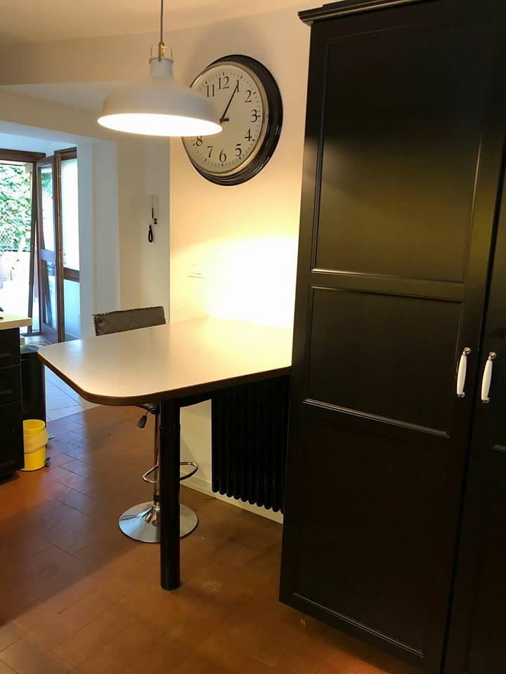realizzazione tavolo da cucina su misura