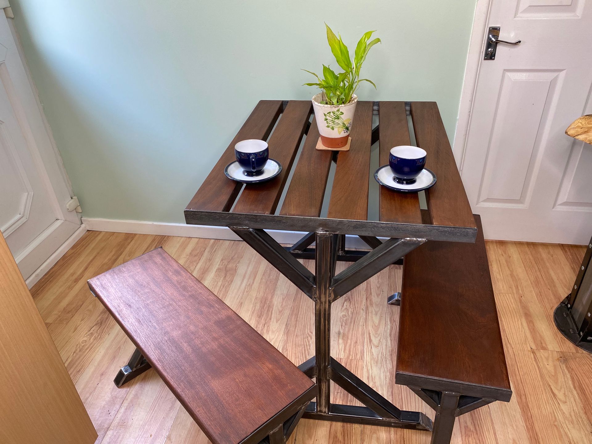 Rusric dinng table and benches