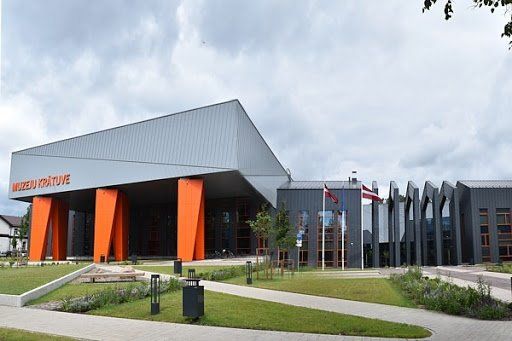 logu durvju montāža, metāla konstrukcijas, angāri, angāru montāža, restaurācijas darbi, visa veida celtniecības darbi