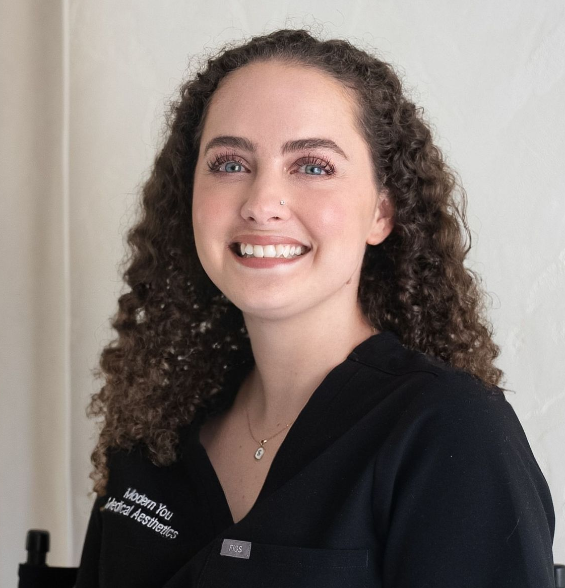 White and gray geometric background with angled lines and shadows.