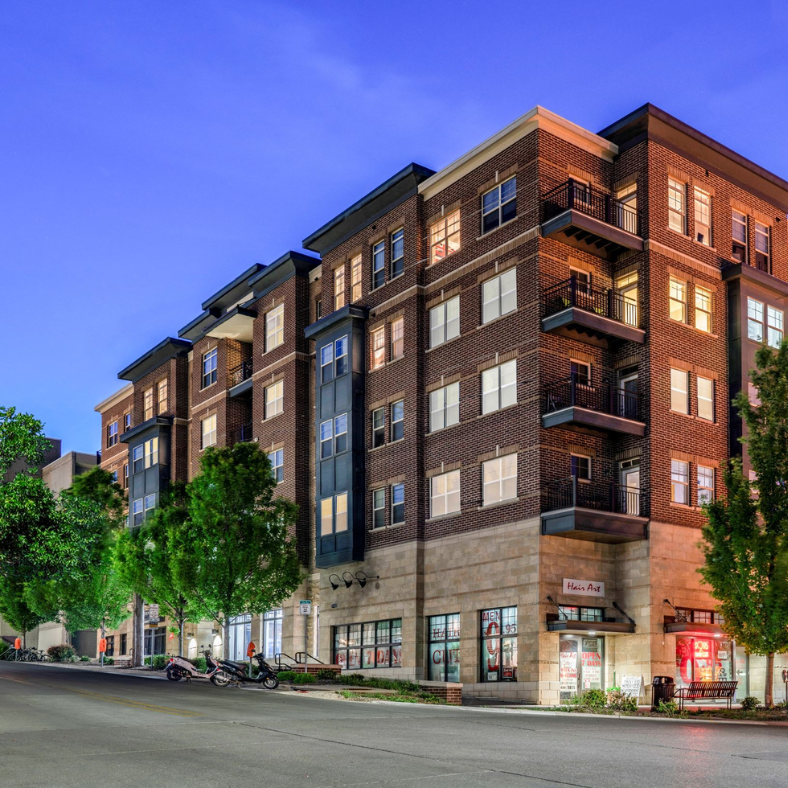 Selling your apartment building? We're interested! Get a fair cash offer for your multi-unit property today.